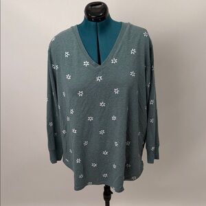 Jane and Delancey Green Long Sleeve Top with White Floral Pattern